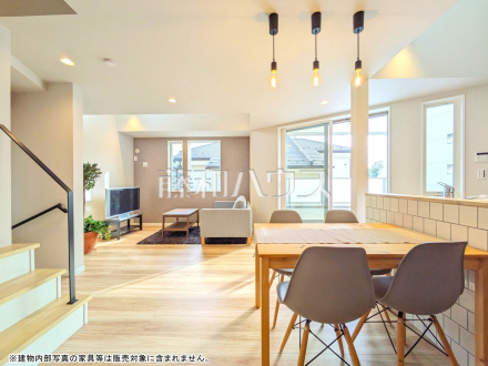 リビング　【国立市富士見台４丁目】／撮影日2025/10/02