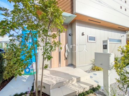 玄関　【国立市富士見台４丁目】／撮影日2025/10/02