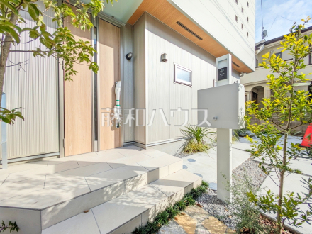 玄関　【国立市富士見台４丁目】／撮影日2025/10/02