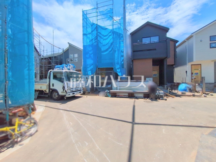 8号棟　接道状況および現場風景　【新座市東２丁目】／撮影日2025/06/23