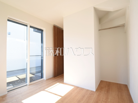 ≪居室≫部屋の雰囲気や広さ・眺望・間取りの使い勝手など、是非一度、ご自身の目で確かめてみてください。　　【狛江市元和泉２丁目】／撮影日2024/03/03