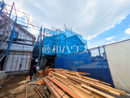 ≪1号棟　外観≫建物のプレゼンをさせていただきますので、実際の完成イメージを思い描いていただくことができます。お気軽にお問合せ下さい。【狛江市西野川４丁目】／撮影日2025/06/20