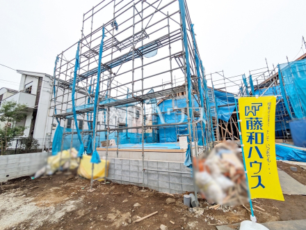 ≪3号棟　外観≫見学はしたいけど、なかなか時間が取れない・・・そんな方に出勤前や仕事終わりにマイホームを見学できるサポートをいたします。　【狛江市西野川４丁目】／撮影日2025/06/08