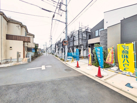 接道状況および現場風景　【武蔵村山市大南１丁目】ぜひ実物をご覧いただきたく思います。喜んでご案内いたしますのでお気軽にお問合せ下さい。／撮影日2026/07/07