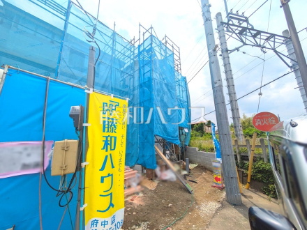 ≪1号棟　外観≫見学はしたいけど、なかなか時間が取れない・・・そんな方に出勤前や仕事終わりにマイホームを見学できるサポートをいたします。　【府中市小柳町４丁目】／撮影日2025/06/13