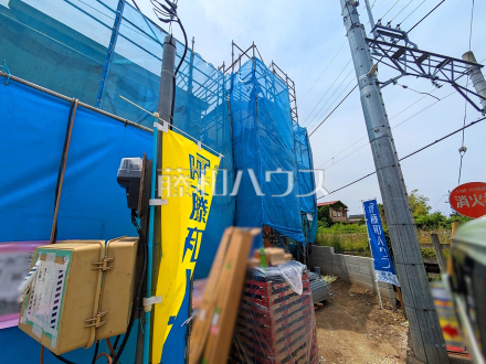 ≪1号棟　外観≫建物のプレゼンをさせていただきますので、実際の完成イメージを思い描いていただくことができます。お気軽にお問合せ下さい。【府中市小柳町４丁目】／撮影日2025/06/06