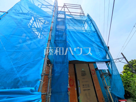 ≪1号棟　外観≫ウォークインクローゼットは、お洋服等がたくさん収納できて便利です。【府中市小柳町４丁目】／撮影日2025/06/06