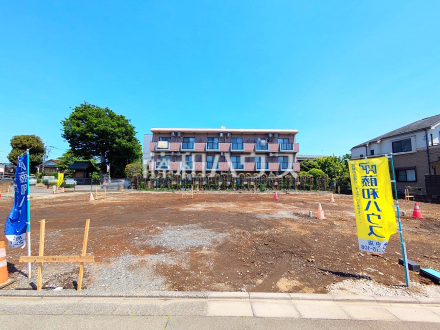 ≪現地外観≫条件内であれば自由に設計可能。注文住宅の「選ぶ楽しさ」×建売の「安心な価格」まさに注文住宅と建売のいいとこ取り♪　　【府中市白糸台６丁目】／撮影日2025/05/03
