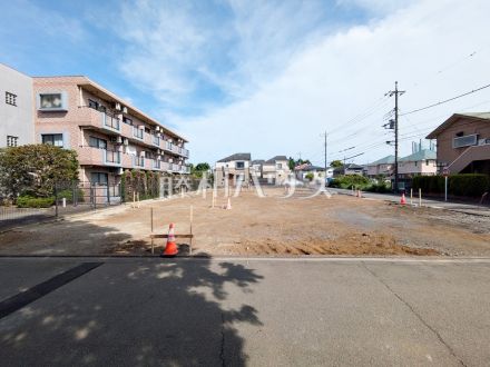 ≪現地外観≫間取りや色を変更可能な『フリープラン対応住宅』のご紹介です♪建売住宅では決して叶わない、無理であると諦めていた夢のマイホームを一緒に実現してみませんか？　【府中市白糸台６丁目】／撮影日2025/05/01