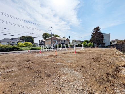 ≪現地外観≫条件内であれば自由に設計可能。注文住宅の「選ぶ楽しさ」×建売の「安心な価格」まさに注文住宅と建売のいいとこ取り♪　　【府中市白糸台６丁目】／撮影日2025/05/01