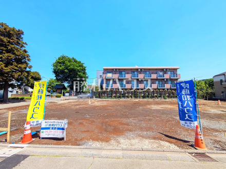 ≪現地外観≫条件内であれば自由に設計可能。注文住宅の「選ぶ楽しさ」×建売の「安心な価格」まさに注文住宅と建売のいいとこ取り♪　　【府中市白糸台６丁目】／撮影日2025/05/03
