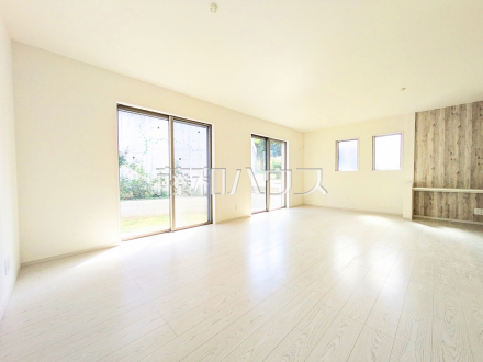 1号棟　リビング　【八王子市館町】／撮影日2025/08/29