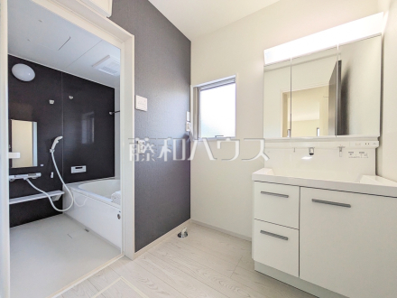 1号棟　洗面室　【八王子市館町】／撮影日2025/08/29