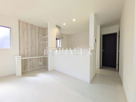 1号棟　キッチン　【八王子市館町】／撮影日2025/08/29