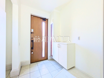 2号棟　玄関　【八王子市館町】／撮影日2025/08/29