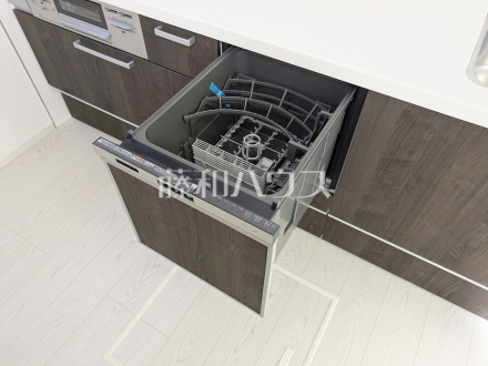 家事の時間を短縮するエコな食洗機　　静音性や省エネ性に優れ、時間短縮に活躍する食器洗浄乾燥機　／撮影日2025/08/29