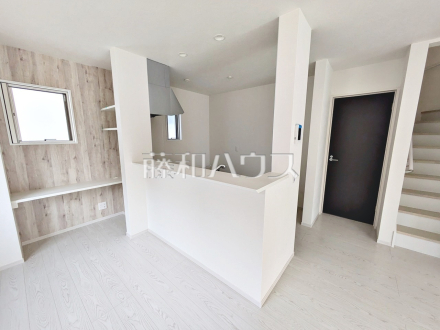 4号棟　キッチン　【八王子市館町】／撮影日2025/08/22