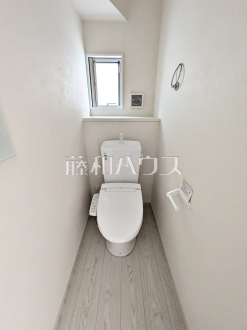 4号棟　トイレ　【八王子市館町】／撮影日2025/08/22