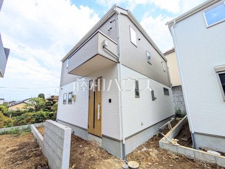 5号棟　「狭間」駅徒歩15分と少し距離はございますが、毎日の通勤通学で駅まで歩けば、運動不足も解消されて一石二鳥です！ 　【八王子市館町】／撮影日2025/08/08