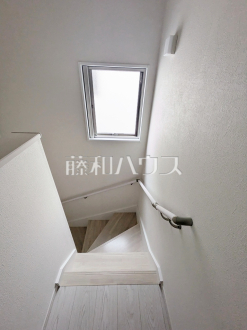 5号棟　階段　【八王子市館町】／撮影日2025/09/05