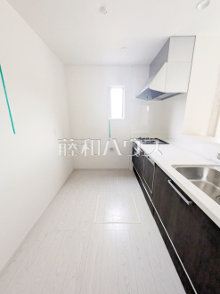 5号棟　キッチン　【八王子市館町】／撮影日2025/09/05