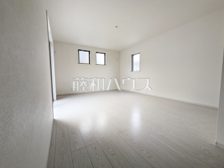 7号棟　リビング　【八王子市館町】／撮影日2025/08/22