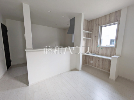 7号棟　キッチン　【八王子市館町】／撮影日2025/08/22