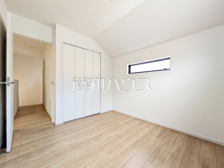 居室　【府中市分梅町２丁目】
部屋の雰囲気や広さ・眺望・間取りの使い勝手など、是非一度、ご自身の目で確かめてみてください。　／撮影日2025/07/18