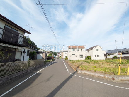 接道状況および現場風景　【日野市大字川辺堀之内】／撮影日2025/05/15