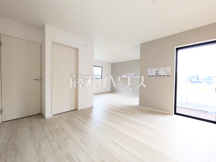 1号棟　リビング　【立川市砂川町６丁目】／撮影日2025/10/31