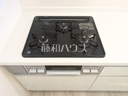 1号棟　キッチンコンロ・グリル　【立川市砂川町６丁目】／撮影日2025/10/31