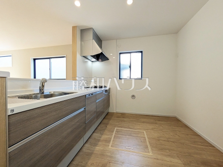 2号棟　キッチン　【立川市砂川町６丁目】／撮影日2025/11/07