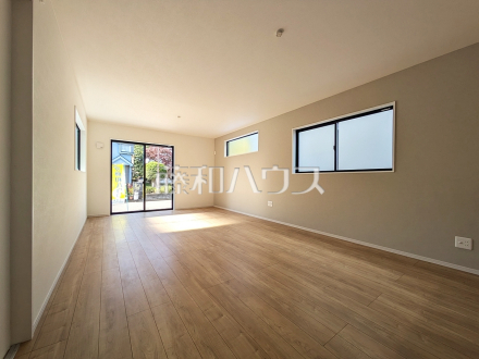 2号棟　リビング　【立川市砂川町６丁目】／撮影日2025/11/07