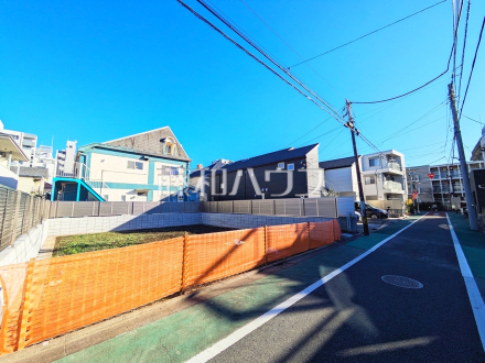 接道状況および現場風景　【三鷹市上連雀２丁目】／撮影日2025/12/15