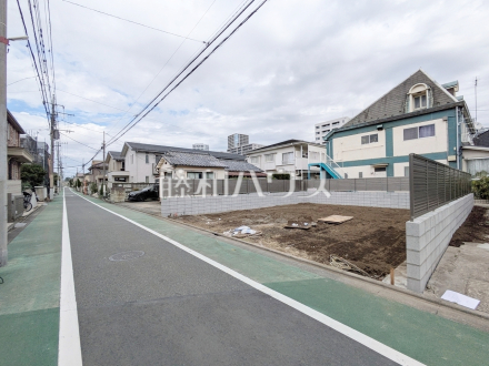 接道状況および現場風景　【三鷹市上連雀２丁目】／撮影日2025/10/06