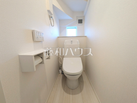 1号棟　トイレ　【府中市四谷２丁目】／撮影日2025/12/27