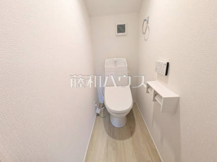 2号棟　トイレ　【府中市四谷２丁目】／撮影日2025/12/27