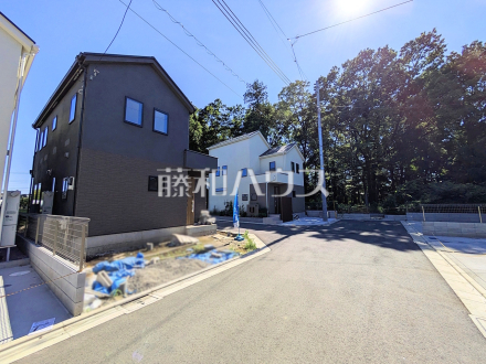 接道状況および現場風景　【三鷹市北野３丁目】／撮影日2026/07/10