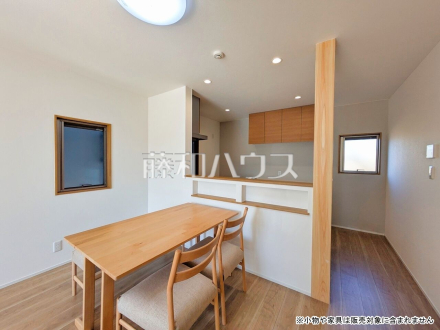 8号棟　リビング　【三鷹市北野３丁目】／撮影日2026/02/02