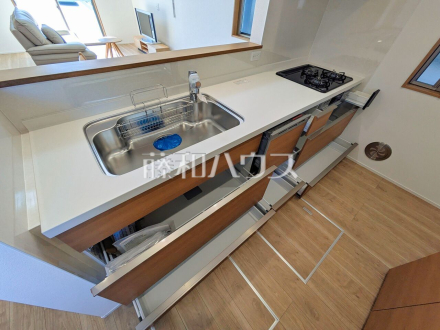 8号棟　キッチン収納　【三鷹市北野３丁目】／撮影日2026/02/02