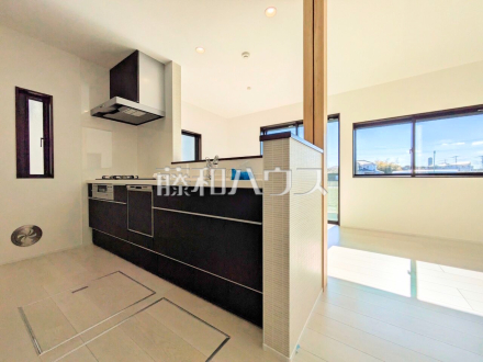 14号棟　キッチン　【三鷹市北野３丁目】／撮影日2026/02/02