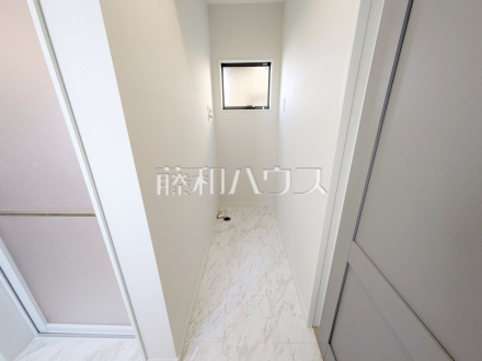 A号棟　洗濯機置き場　【練馬区大泉町２丁目】／撮影日2025/11/14