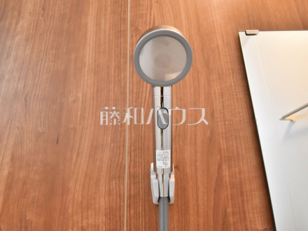 浴室　 落ち着いた色合いで疲れたからだを癒す、贅沢なくつろぎ空間です。 【八王子市本町】／撮影日2024/09/09