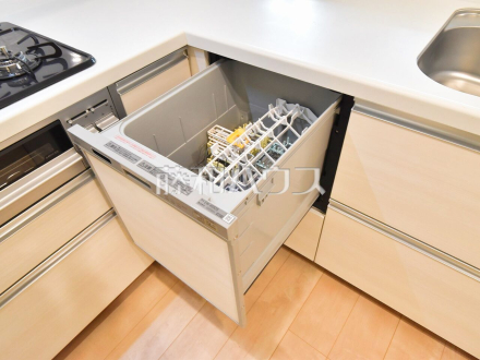 食洗機　 ビルトイン食洗機を標準完備し、家事時間が短縮できます。 ／撮影日2024/09/09