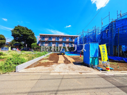 ≪現地外観≫京王線「飛田給」駅 徒歩7分！この恵まれたロケーションによる幸福感は、毎朝の通勤時にしっかりと感じられるのではないでしょうか。【府中市白糸台６丁目】／撮影日2025/09/06