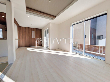 1号棟　リビング　【東村山市青葉町１丁目】／撮影日2025/10/25