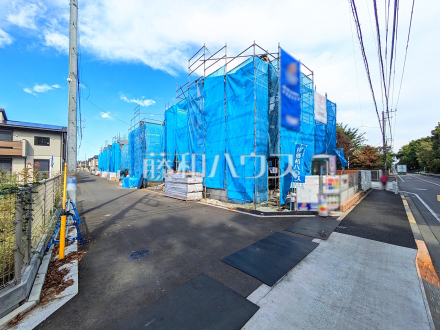 開発総面積4000平米の大型開発現場！所沢・新所沢街道沿いには商業施設が点在しており生活利便性良好♪お気軽に久米川店までお問い合わせください♪【東村山市青葉町１丁目】現場風景／撮影日2025/10/23