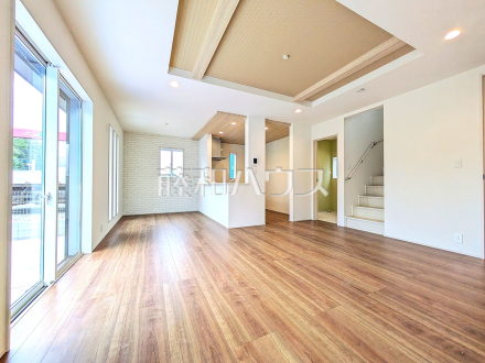 1号棟　リビング　【東村山市青葉町１丁目】／撮影日2025/10/09