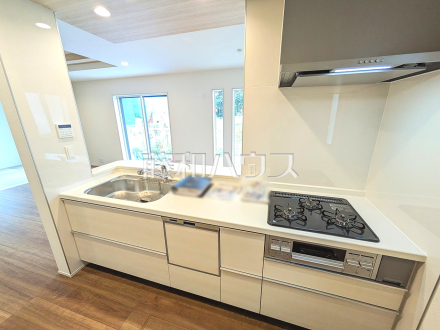 1号棟　キッチン　【東村山市青葉町１丁目】／撮影日2025/10/09