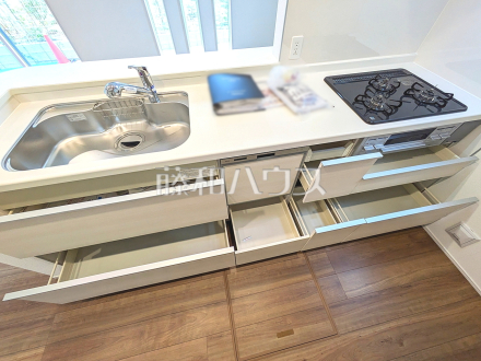 1号棟　キッチン　【東村山市青葉町１丁目】／撮影日2025/10/09